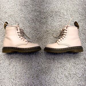 Dr.‎ Marten's Toddler Taupe Pink Mid Top Leather Combat Boots - Size: US 8